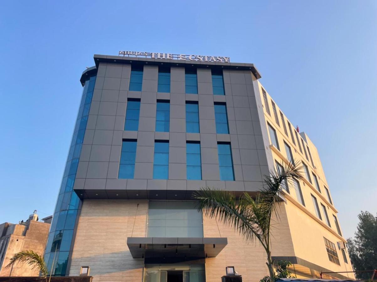 Hotel The Ecstasy Chinhat المظهر الخارجي الصورة