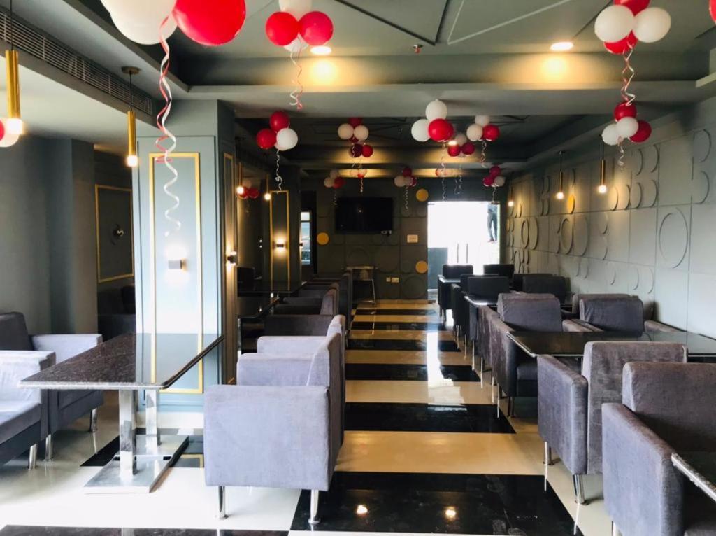 Hotel The Ecstasy Chinhat المظهر الخارجي الصورة